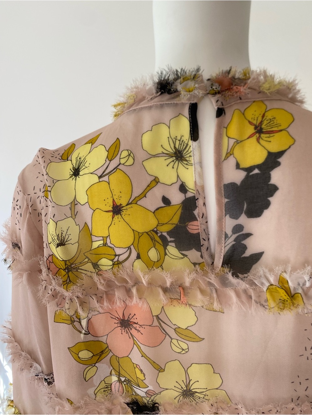 Guess Blush Sheer Floral Ruffle Blouse - Picture 8 of 9